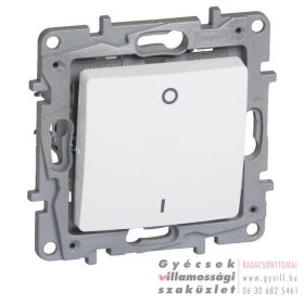 Legrand Niloé Kétpólusú kapcsoló (102) fehér